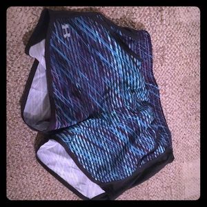 NWT New UA under armour running short size small s